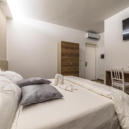 B&B Villa Elianto Notaresco Екстериор снимка