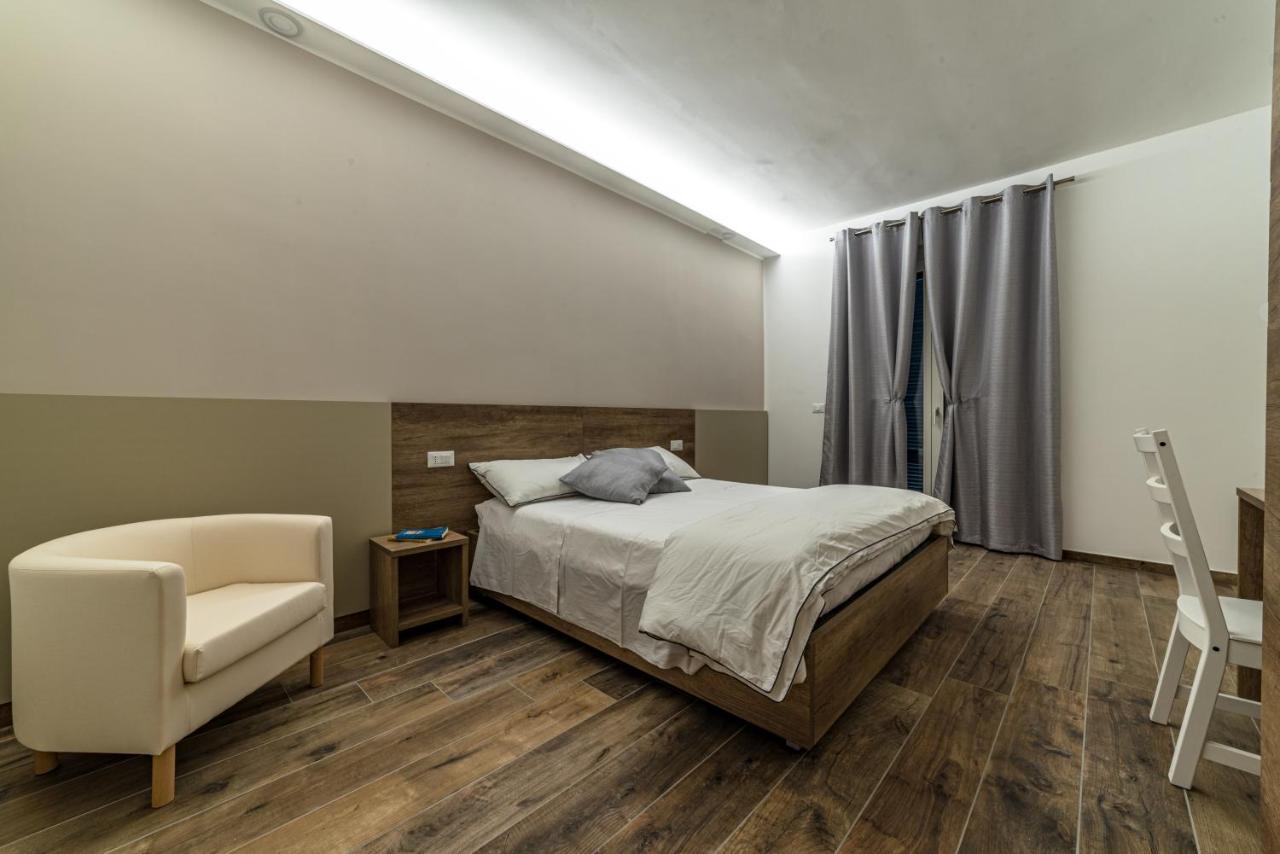 B&B Villa Elianto Notaresco Екстериор снимка