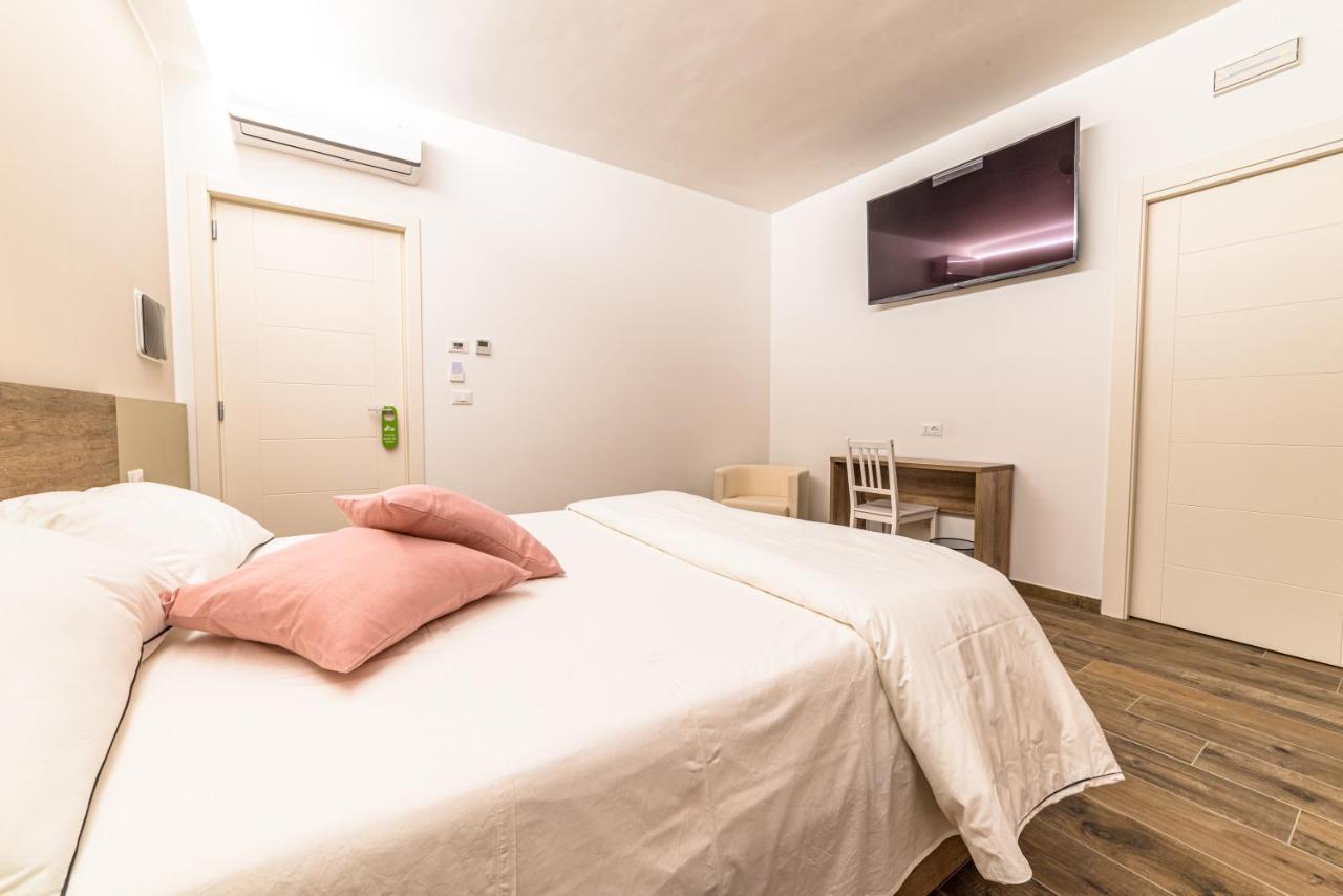 B&B Villa Elianto Notaresco Екстериор снимка